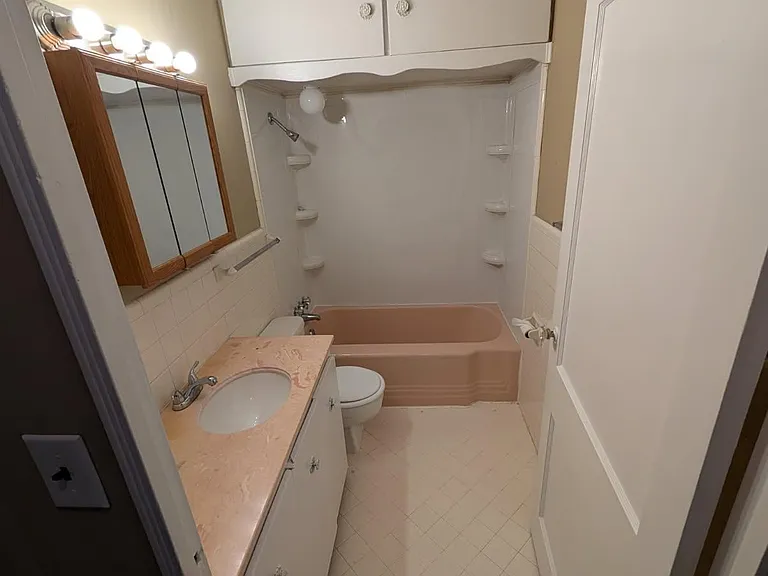 752 S Beverly Dr — Photo 4