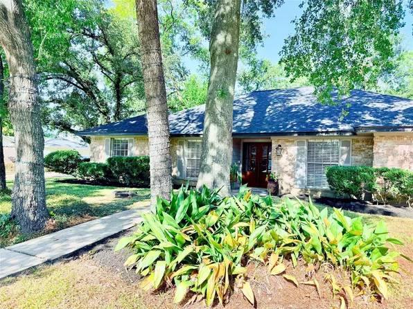 7146 Bayou Forest Dr, Houston, TX 77088