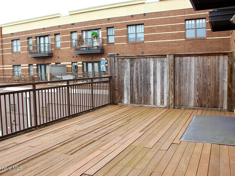 6831 Main St #225 — Photo 13
