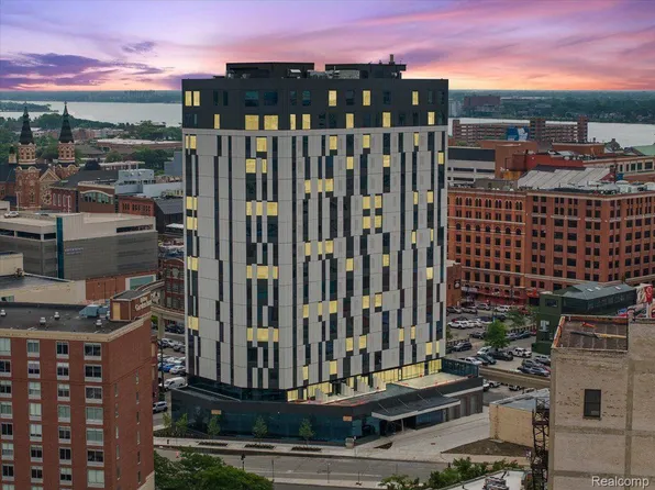 330 Gratiot #1601, Detroit, MI 48226