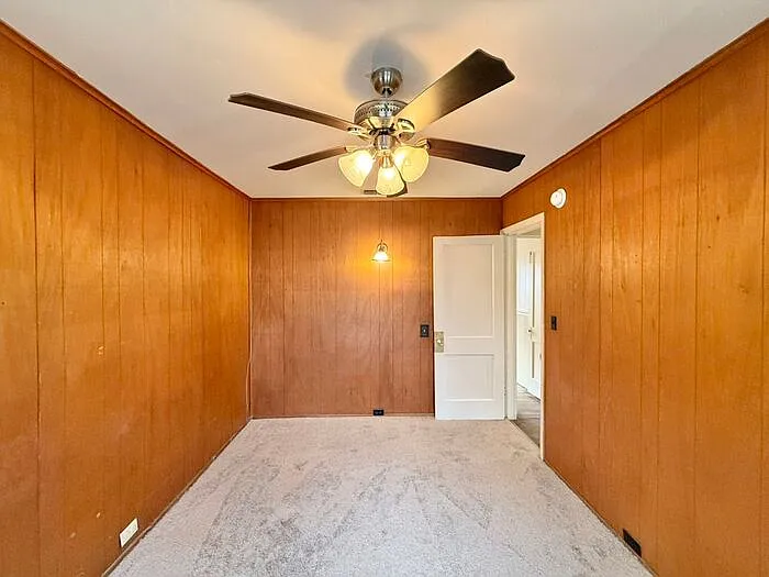 809 Jefferson St — Photo 14