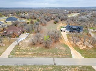 720 S Sugartree Dr, Lipan, TX 76462