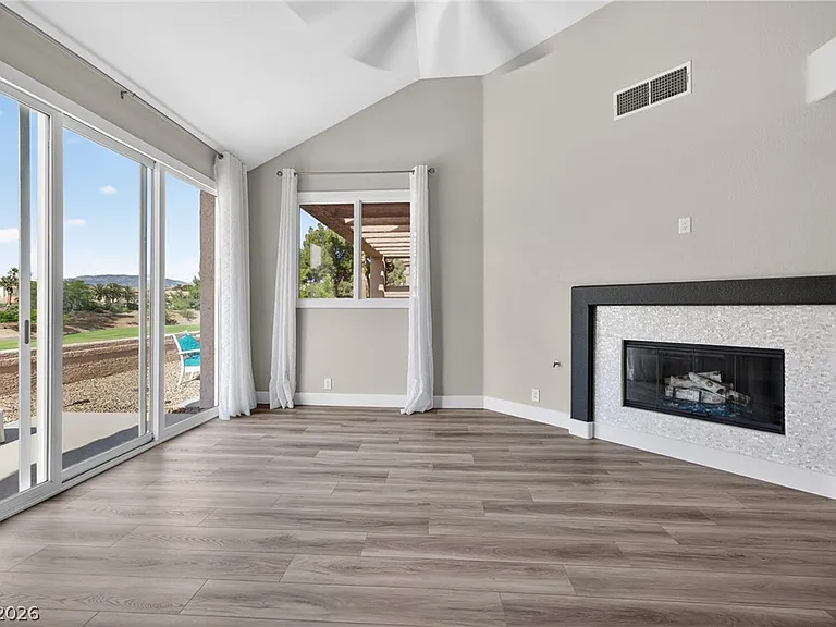 8185 Round Hills Cir — Photo 14