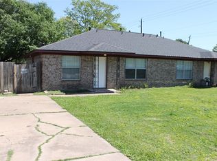 119 S Brownell St, La Porte, TX 77571