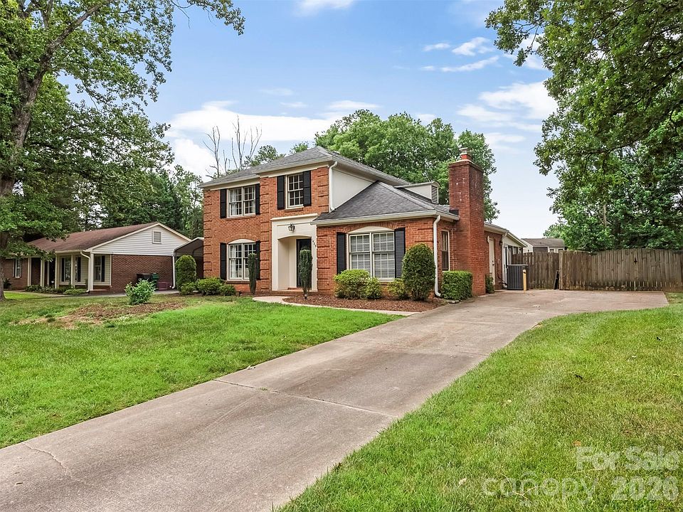 1st image of 1429 McIlroy Rd