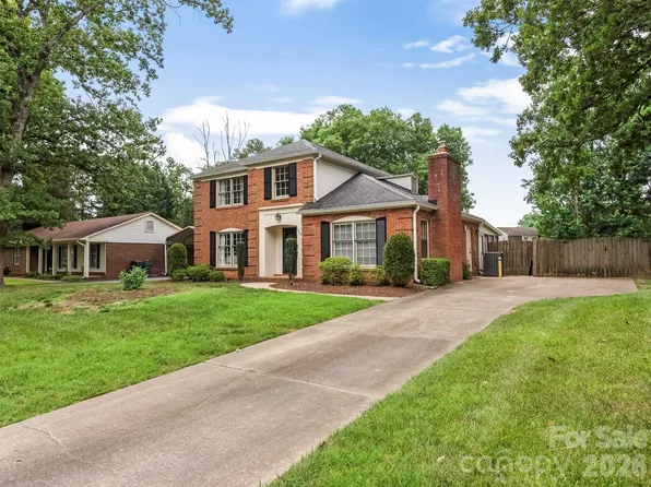 1429 McIlroy Rd, Charlotte, NC 28212