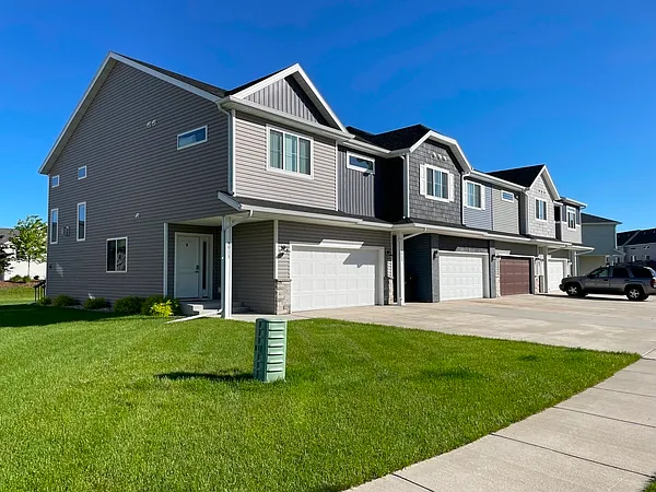 Cottagewood Townhomes