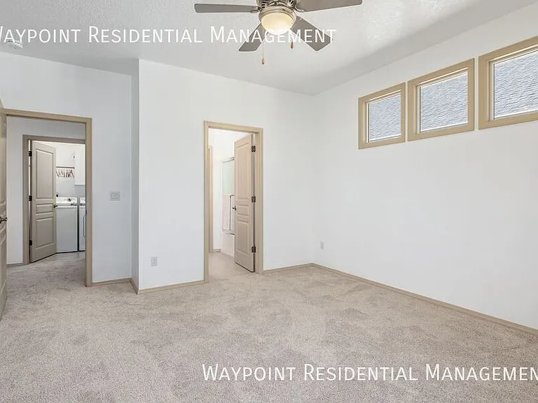 9640 W Sleepy Hollow Ln — Photo 27