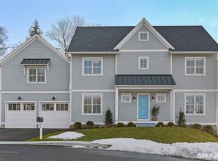 218 Lower Farm Rd, Fairfield, CT 06824