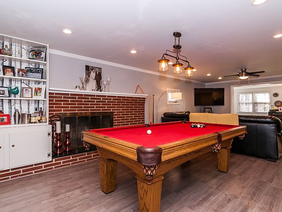 4th image of 8215 Elm Dr