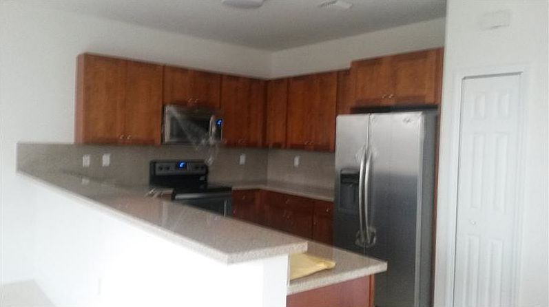 2nd image of 1014 NW 99th Ct