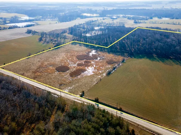 1008 County Road 8, Corunna, IN 46730