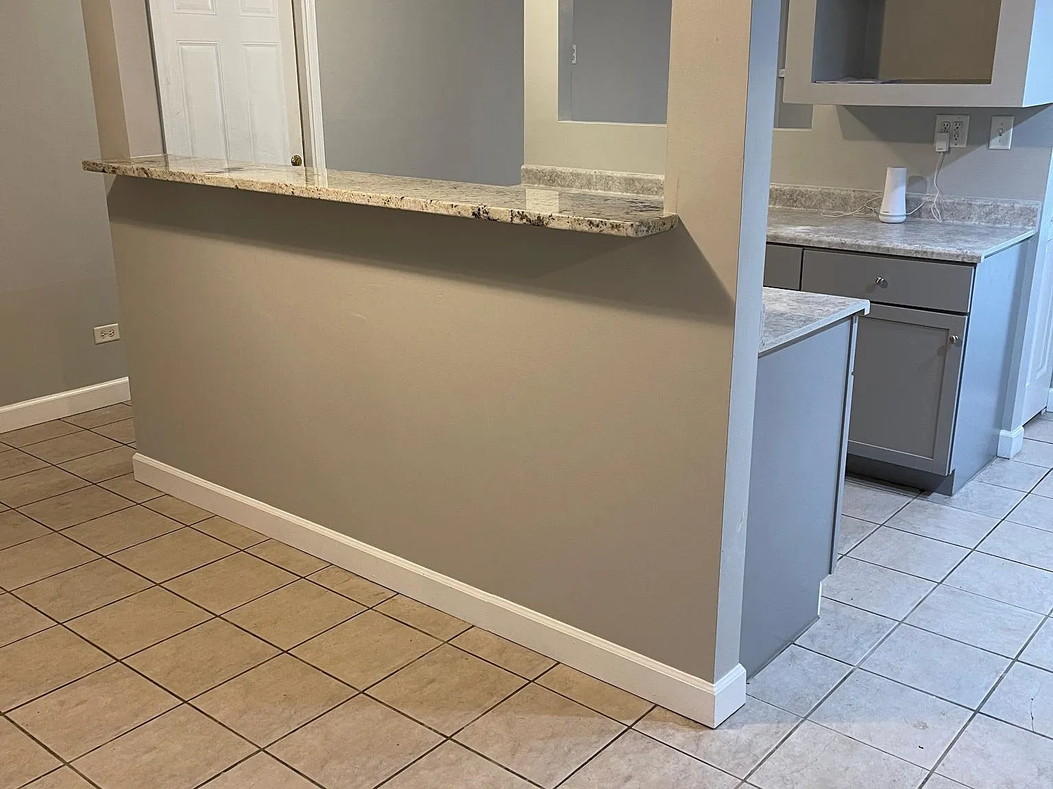 4 bed, 1.5 bath, 1430 sqft, $2,200 — Photo 3