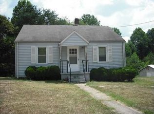 128 Greyston St, Martinsville, VA 24112