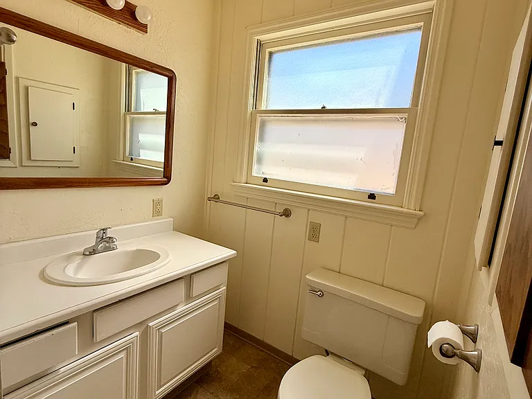 755 Walker Ave — Photo 18