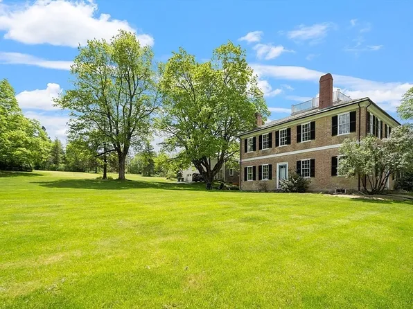 52 Wilder Rd, Bolton, MA 01740