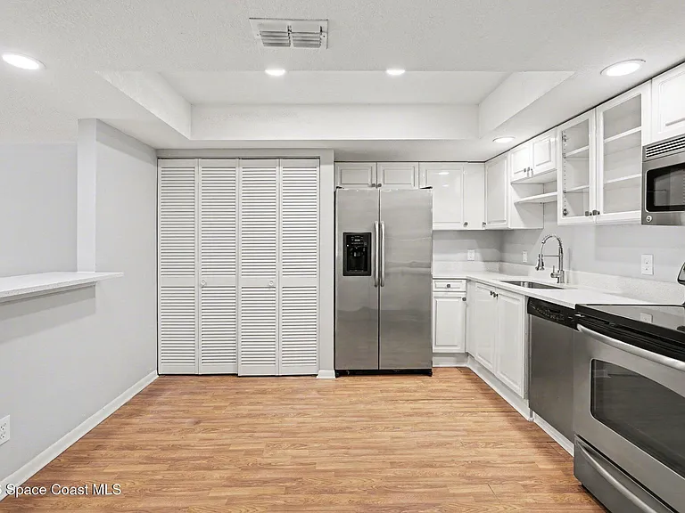 1515 Huntington Ln #128 — Photo 3