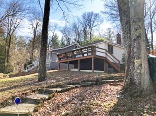 600 Otis Rd, Becket, MA 01223