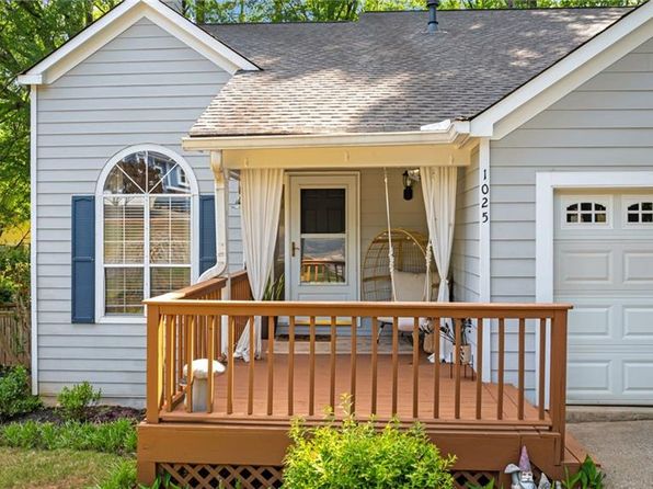 1025 Taylor Oaks Dr, Roswell, GA 30076