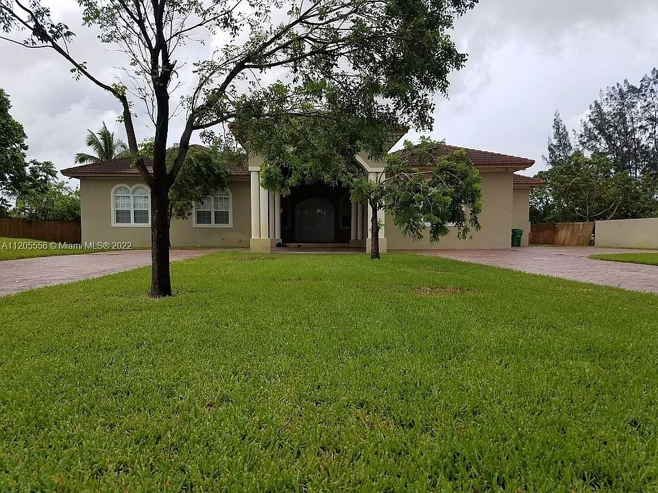 1st image of 250 SW 125th Ave #250