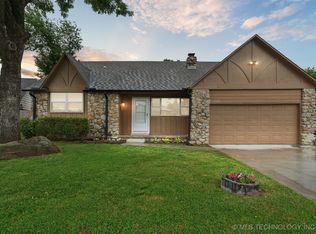 10136 E 22nd Pl, Tulsa, OK 74129