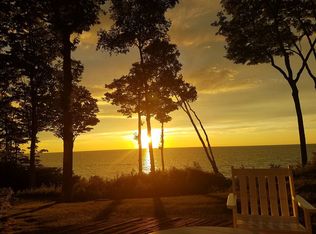 100 Dune Way, Frankfort, MI 49635