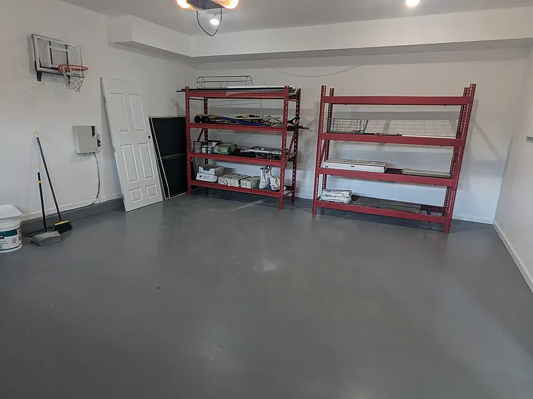 200 Burnett Ave #3 — Photo 17