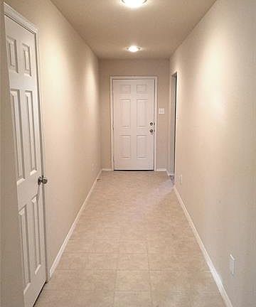 5th image of 1432 Willoughby Way
