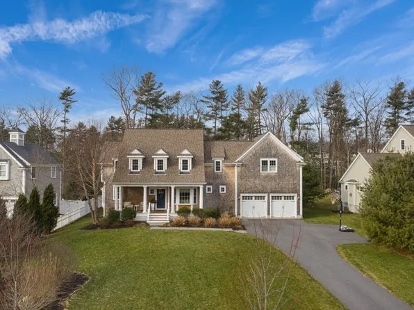 26 Highfield Ln, Norwell, MA 02061