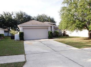 2357 Foxtree Rd, Tavares, FL 32778