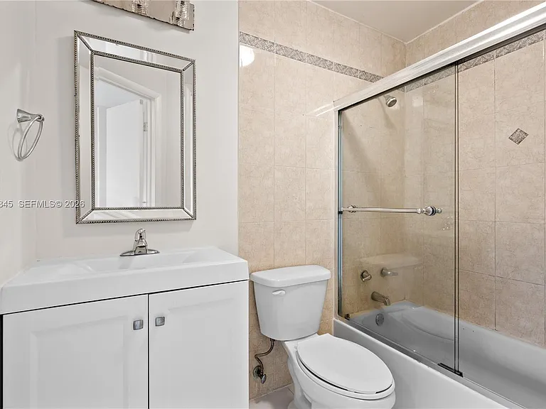6211 SW 138th Ct #B — Photo 16