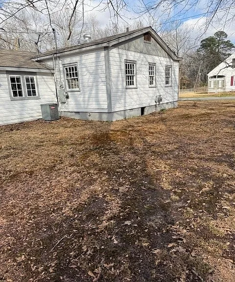 3500 S Poplar St — Photo 9