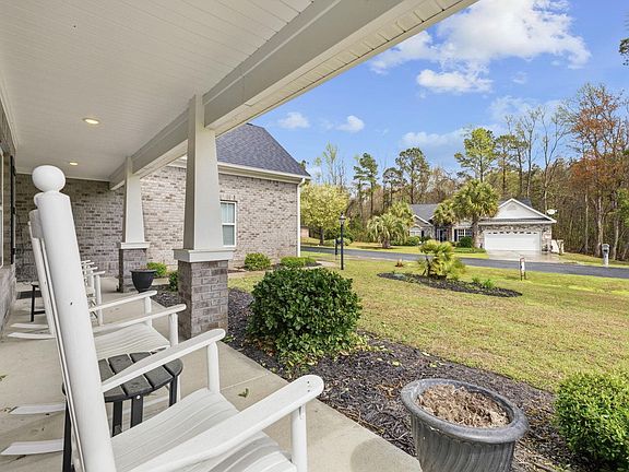 4th image of 625 Tarrent St.