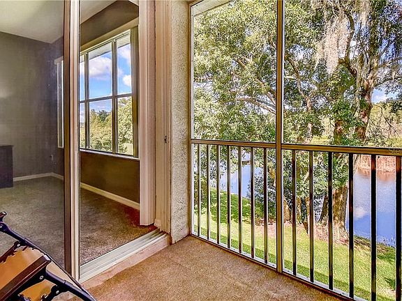 2nd image of 2041 Park Crescent Dr