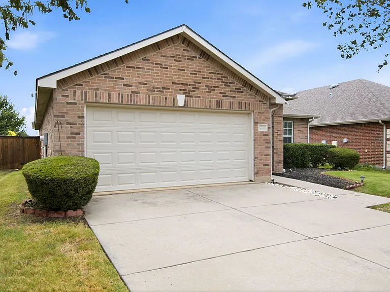 12720 Foxpaw Trl — Photo 33