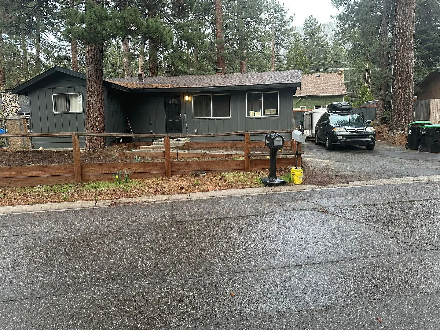Lovely newly renovated 3Bd home available for a seasonal lease (3-6 months)! Call today to inquire! — Photo 4