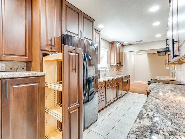 201 W Craig Pl #N — Photo 13