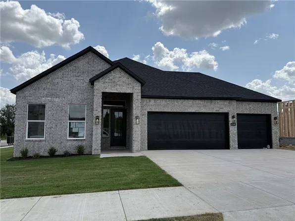 4769 W Succulent St, Fayetteville, AR 72704
