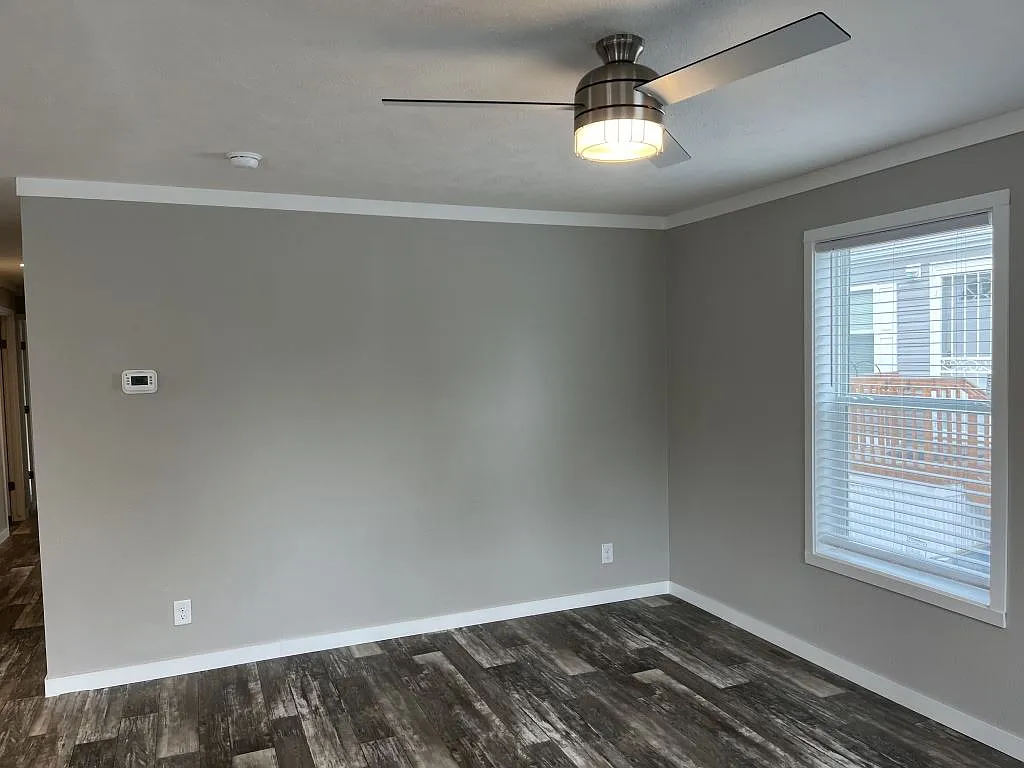 3 bed, 2.0 bath, 1123 sqft, $1,995 — Photo 3