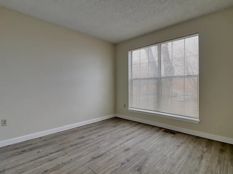 4460 S Pitkin St #117 — Photo 11