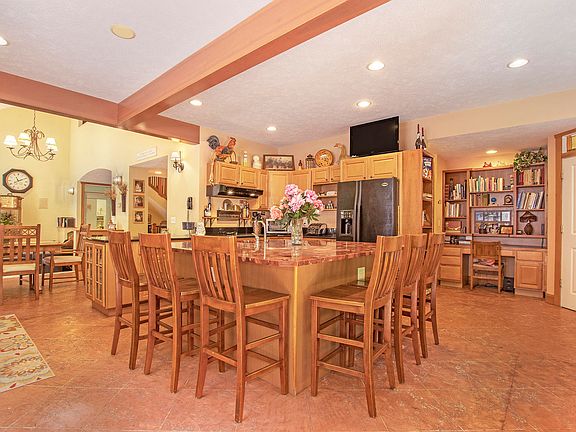 5th image of 603 Hawksnest Dr