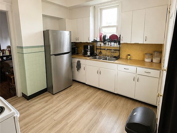 5th image of 16 Avenue C