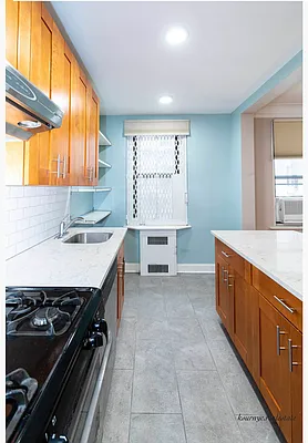 Rented by RealTegrity NY LLC | media 21