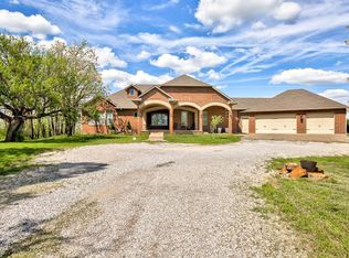 2528 W Carrier Rd, Enid, OK 73703