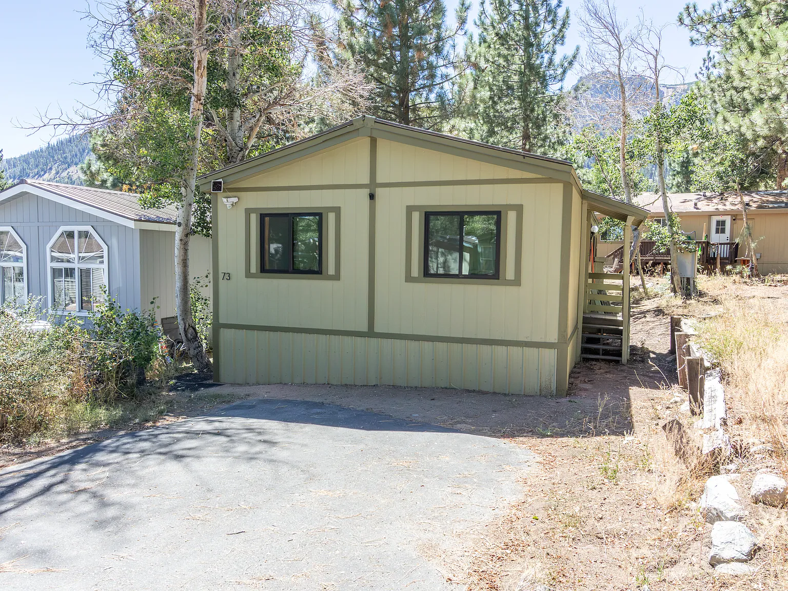 3 bed, 1040 sqft, $3,900 — Photo 1
