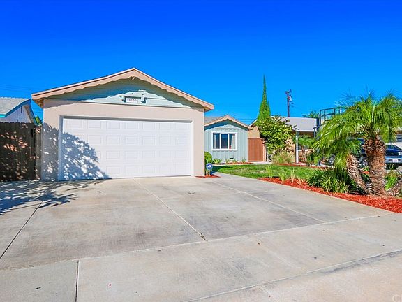 3rd image of 20853 Doble Ave