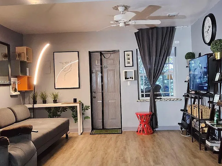 3600 S Le Jeune Rd #3600 — Photo 3