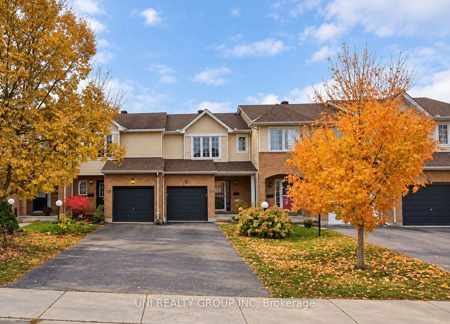 3 bed, $2,550 — Photo 1