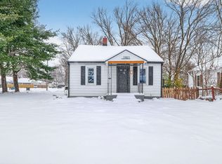 19801 Greenacre St, South Bend, IN 46637