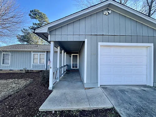 4959 Forest Ridge Dr Photo 1